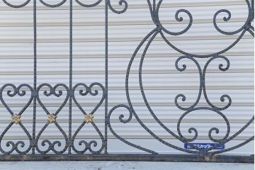 中古　大きなロートアイアンガーデンフェンス(24)(洋風フェンス、ヨーロッパ風フェンス、門扉、鉄柵)