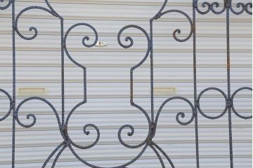 中古　大きなロートアイアンガーデンフェンス(25)(洋風フェンス、ヨーロッパ風フェンス、門扉、鉄柵)