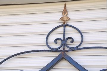 中古　大きなロートアイアンガーデンフェンス(25)(洋風フェンス、ヨーロッパ風フェンス、門扉、鉄柵)