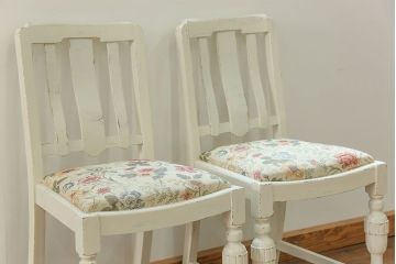 アンティーク家具　イギリスアンティーク ペイントのかわいいダイニングチェア2脚セット(1)(椅子、イス)