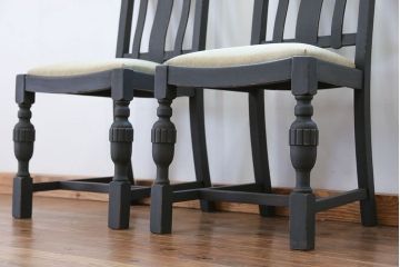 アンティーク家具　イギリスアンティーク ペイントのかわいいダイニングチェア2脚セット(2)(椅子、イス)