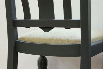 アンティーク家具　イギリスアンティーク ペイントのかわいいダイニングチェア2脚セット(2)(椅子、イス)