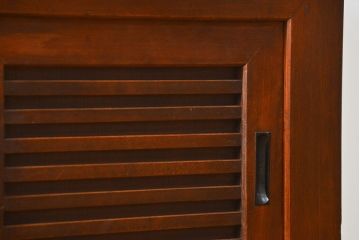 アンティーク家具　古民具・骨董 前面檜材と欅材　重厚な六尺収納箪笥(水屋箪笥、サイドボード)