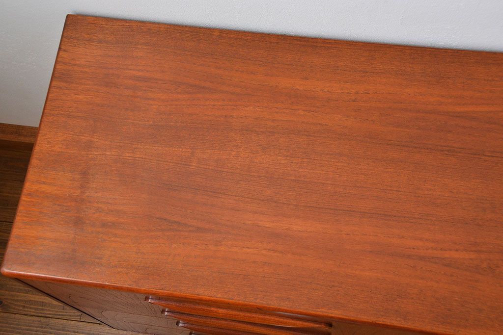 北欧家具 ジープラン(G-PLAN)北欧ビンテージチェスト(サイドボード)