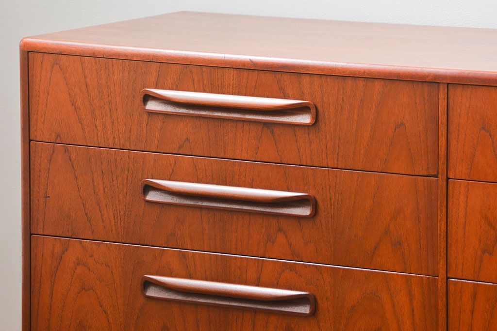 北欧家具 ジープラン(G-PLAN)北欧ビンテージチェスト(サイドボード)