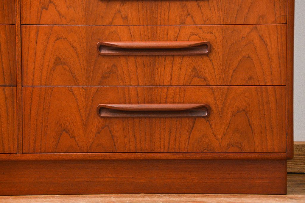 北欧家具 ジープラン(G-PLAN)北欧ビンテージチェスト(サイドボード)