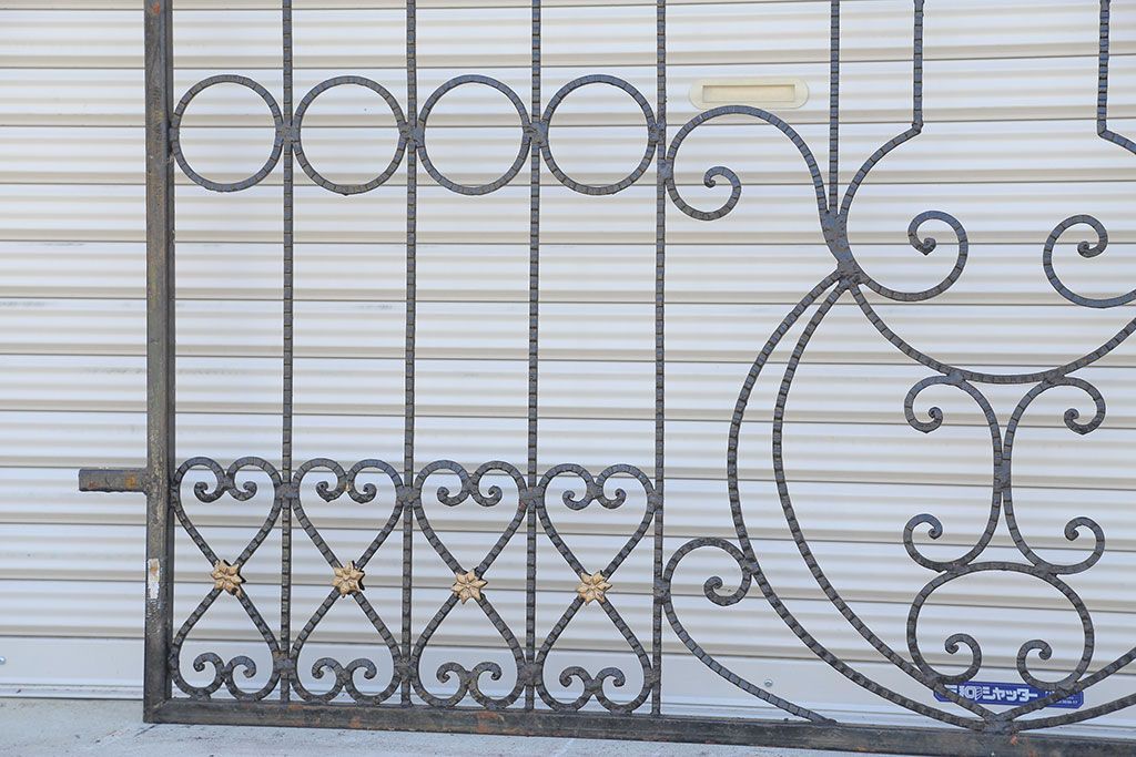 中古　大きなロートアイアンガーデンフェンス(28)(洋風フェンス、ヨーロッパ風フェンス、門扉、鉄柵)