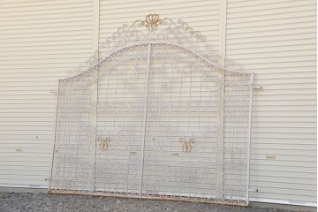 中古　大きなロートアイアンガーデンフェンス(29)(洋風フェンス、ヨーロッパ風フェンス、門扉、鉄柵)