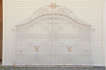 中古　大きなロートアイアンガーデンフェンス(30)(洋風フェンス、ヨーロッパ風フェンス、門扉、鉄柵)