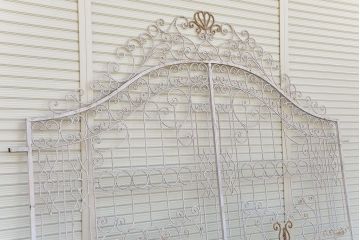 中古　大きなロートアイアンガーデンフェンス(32)(洋風フェンス、ヨーロッパ風フェンス、門扉、鉄柵)