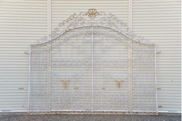 中古　大きなロートアイアンガーデンフェンス(36)(洋風フェンス、ヨーロッパ風フェンス、門扉、鉄柵)