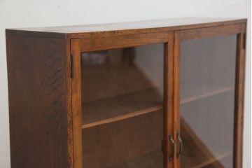 アンティーク家具　アンティーク 栗材の希少な薄型ブックケース(本箱、収納棚)