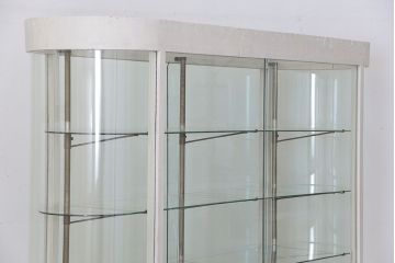 アンティーク家具　アンティーク 特大　白いペイントのオーバルガラスケース(ショーケース、飾り棚)