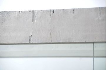 アンティーク家具　アンティーク 特大　白いペイントのオーバルガラスケース(ショーケース、飾り棚)