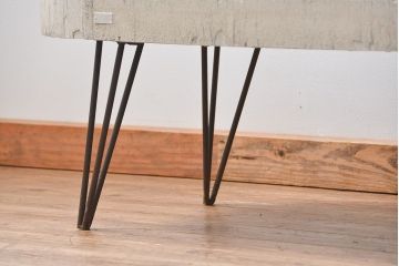 アンティーク家具　アンティーク 特大　白いペイントのオーバルガラスケース(ショーケース、飾り棚)