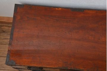 アンティーク家具　古民具・骨董 シックな庄内箪笥ローボード(1)(ローチェスト、時代箪笥)