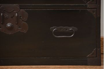 アンティーク家具　古民具・骨董 シックな庄内箪笥ローボード(1)(ローチェスト、時代箪笥)