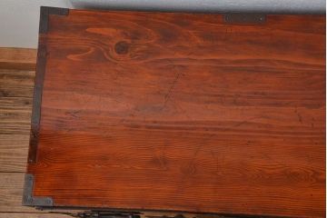 アンティーク家具　古民具・骨董 シックな庄内箪笥ローボード(2)(ローチェスト、時代箪笥)