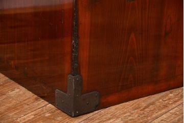 アンティーク家具　特別注文造り　内部までも漆仕上げ　六丁引き庄内箪笥(時代箪笥)