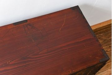 アンティーク家具　特別注文造り　内部までも漆仕上げ　六丁引き庄内箪笥(時代箪笥)