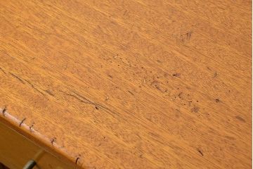 アンティーク家具　アンティーク モールガラス入りの脚付きキッチンキャビネット(食器棚、収納棚)