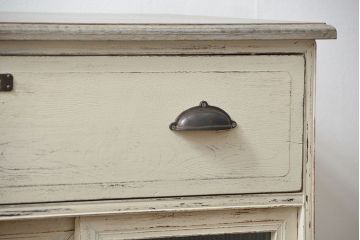 アンティーク家具　アンティークペイント　モールガラス入り脚付きチェスト(タンス、ドロワー)