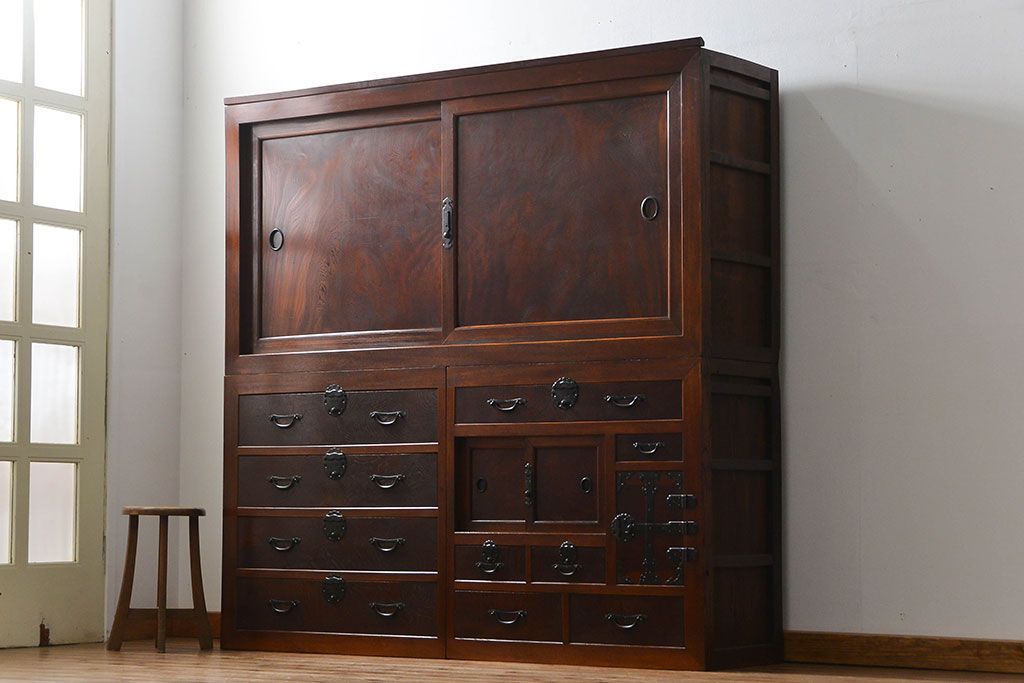 アンティーク家具　六尺　古民具・骨董 特別注文造り　前面欅材!三分割収納箪笥(水屋箪笥、帳場箪笥)