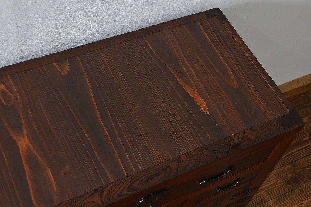 アンティーク家具　六尺　古民具・骨董 特別注文造り　前面欅材!三分割収納箪笥(水屋箪笥、帳場箪笥)