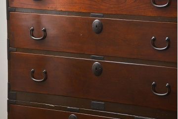 アンティーク家具　古民具・骨董 前面欅材!シンプルな二段重ね時代箪笥(チェスト、タンス)