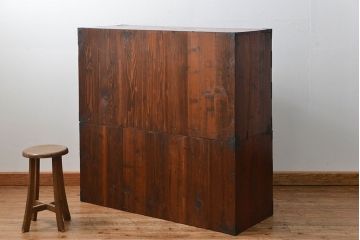 アンティーク家具　古民具・骨董 前面欅材!シンプルな二段重ね時代箪笥(チェスト、タンス)