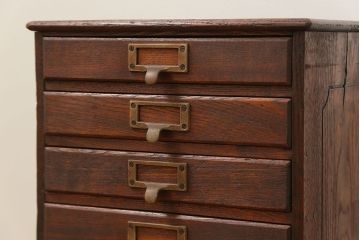 アンティーク家具　アンティーク 古い栓材の10段小引き出し(ドロワー)