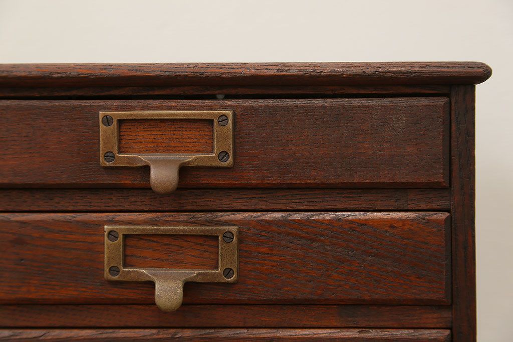 アンティーク家具　アンティーク 古い栓材の10段小引き出し(ドロワー)