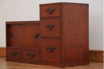 アンティーク家具　古民具・骨董 古い木の収納棚付き小引き出し