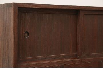 レトロ家具　アンティーク 古い桐材のレトロな小箪笥　(チェスト、桐箪笥、桐たんす)