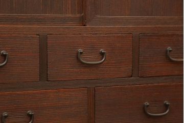 レトロ家具　アンティーク 古い桐材のレトロな小箪笥　(チェスト、桐箪笥、桐たんす)