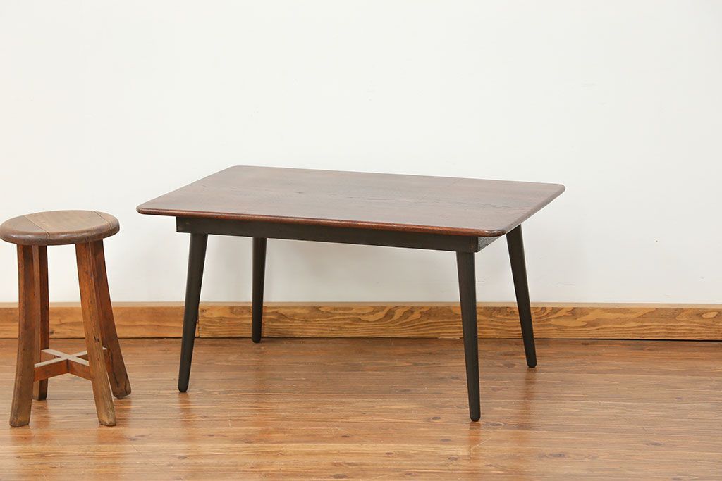 アンティーク家具　アンティーク 古い栓材の杢目の素晴らしいセンターテーブル(2)　(座卓、机)