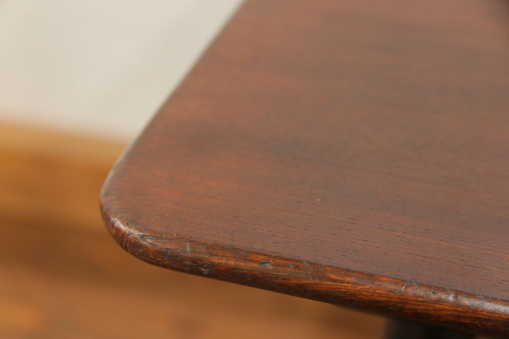 アンティーク家具　アンティーク 古い栓材の杢目の素晴らしいセンターテーブル(2)　(座卓、机)