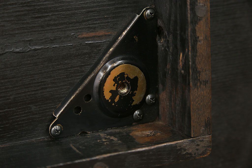 アンティーク家具　アンティーク 古い栓材の杢目の素晴らしいセンターテーブル(2)　(座卓、机)