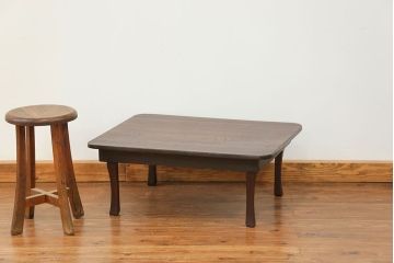 レトロ家具　昭和レトロ 古い栓材の折り畳みちゃぶ台　(テーブル)