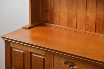 アンティーク家具　イギリスアンティーク　オーク材の大きな食器棚(カップボード)