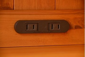 中古　シャルドネ(CHARDONNAY)ブルーム　パイン材カップボード(食器棚、キャビネット)