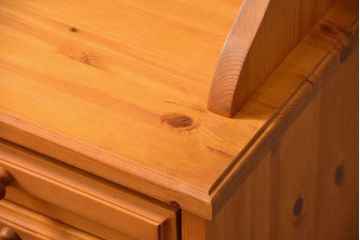 中古　シャルドネ(CHARDONNAY)ブルーム　パイン材カップボード(食器棚、キャビネット)