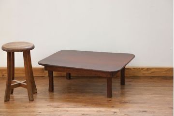 レトロ家具　昭和レトロ 古い栓材の一枚板　角型ちゃぶ台　(テーブル)