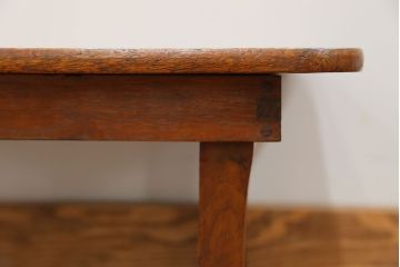 アンティーク家具　アンティーク 天板一枚板　古い栓材の小振りな角型ちゃぶ台　(テーブル、座卓)