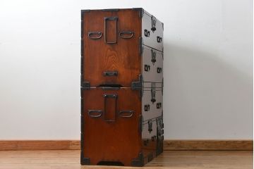 アンティーク家具　古民具・骨董 特別注文造り　総欅!酒田(庄内)衣装箪笥(時代箪笥、帳場箪笥)