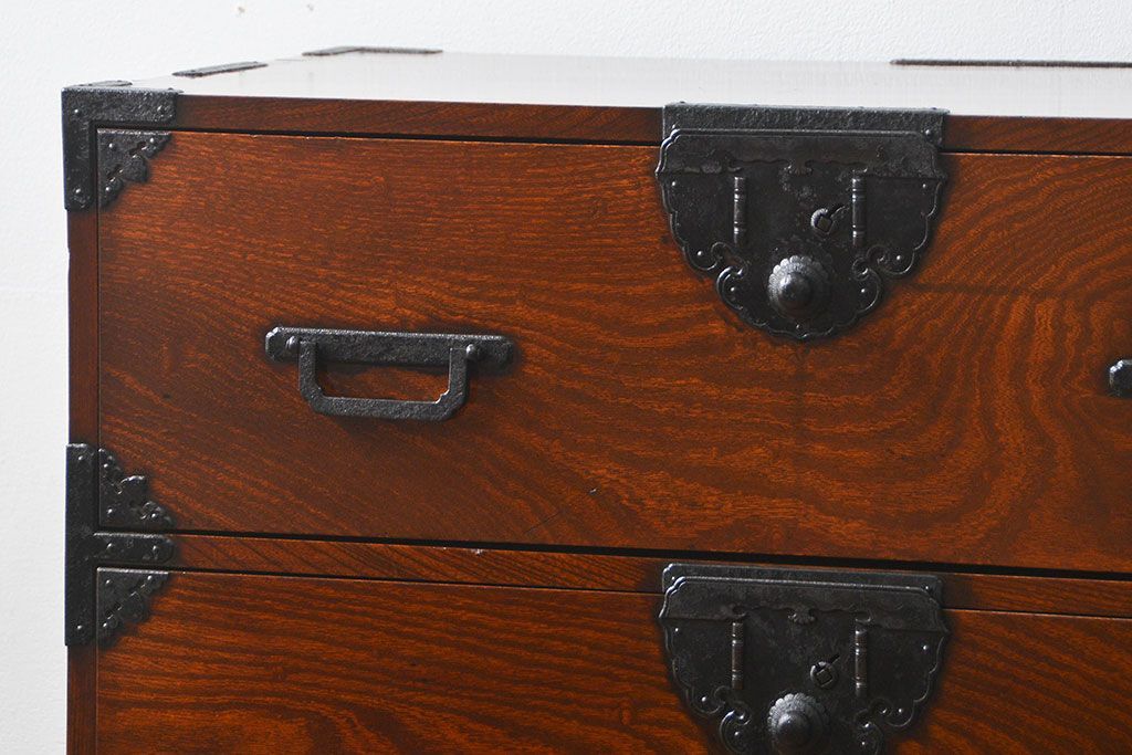 アンティーク家具　古民具・骨董 特別注文造り　総欅!酒田(庄内)衣装箪笥(時代箪笥、帳場箪笥)