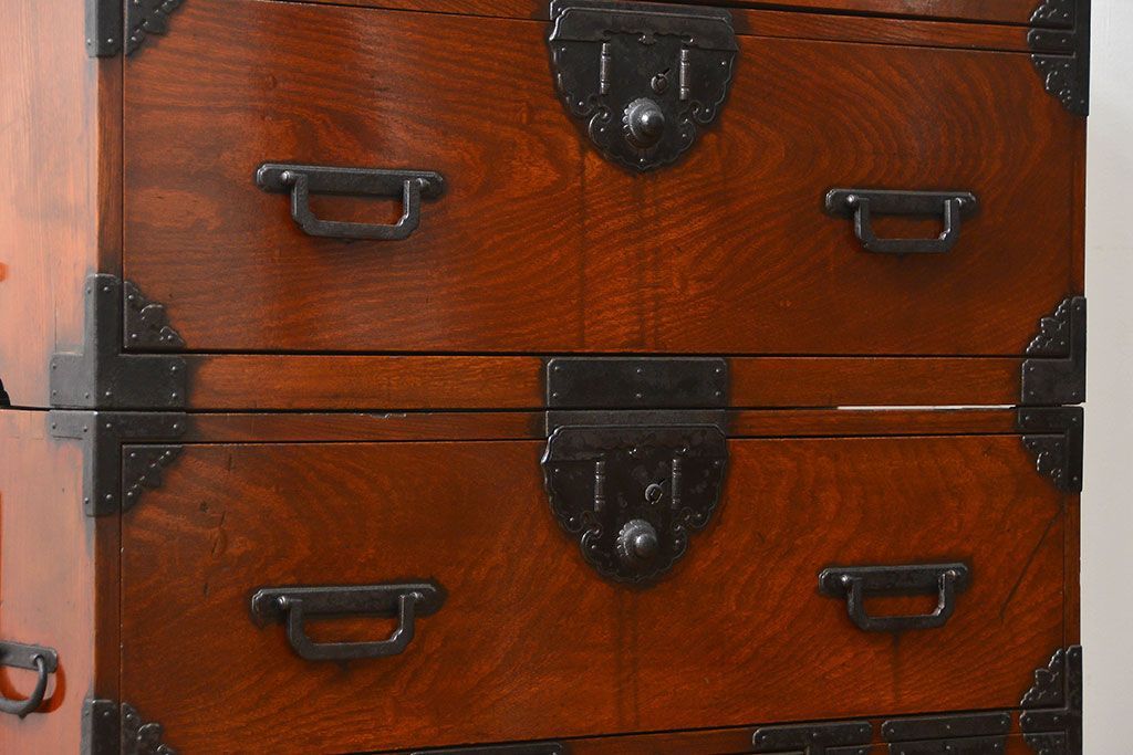 アンティーク家具　古民具・骨董 特別注文造り　総欅!酒田(庄内)衣装箪笥(時代箪笥、帳場箪笥)