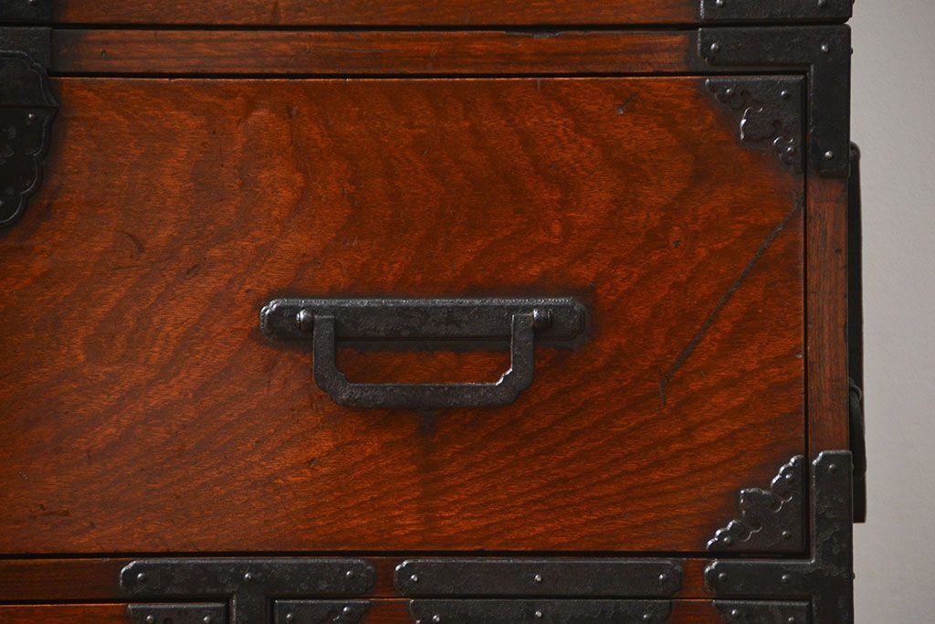 アンティーク家具　古民具・骨董 特別注文造り　総欅!酒田(庄内)衣装箪笥(時代箪笥、帳場箪笥)