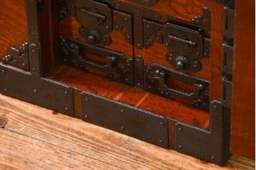 アンティーク家具　古民具・骨董 特別注文造り　総欅!酒田(庄内)衣装箪笥(時代箪笥、帳場箪笥)