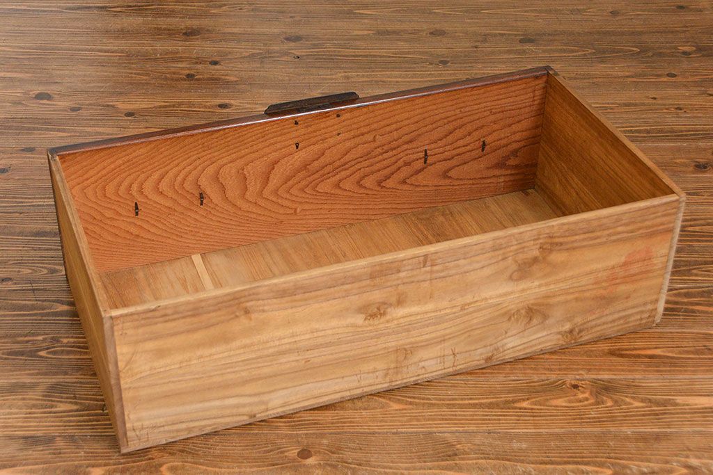 アンティーク家具　古民具・骨董 特別注文造り　総欅!酒田(庄内)衣装箪笥(時代箪笥、帳場箪笥)